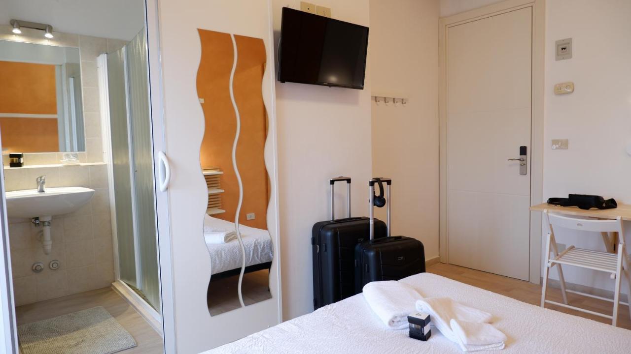 Hotel Venezuela Lido di Jesolo Luaran gambar