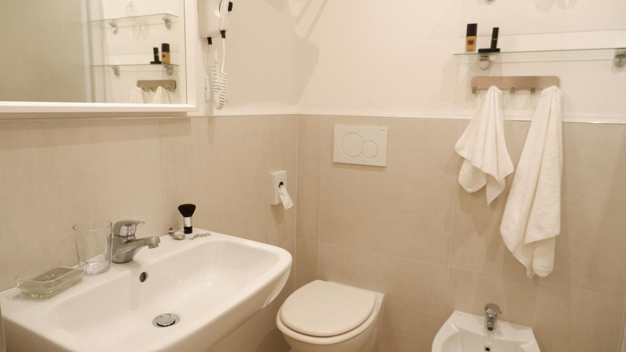 Hotel Venezuela Lido di Jesolo Luaran gambar