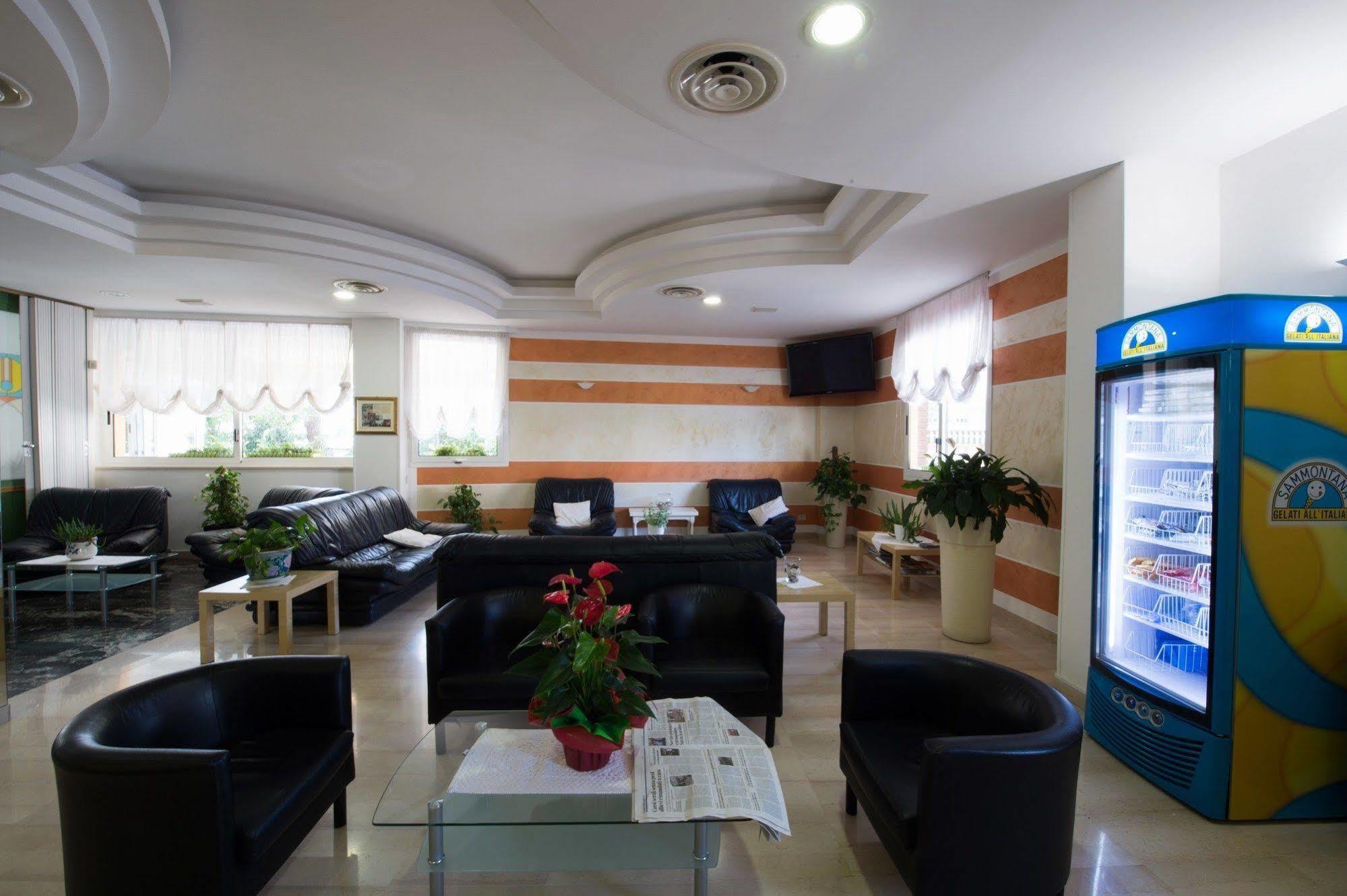 Hotel Venezuela Lido di Jesolo Luaran gambar