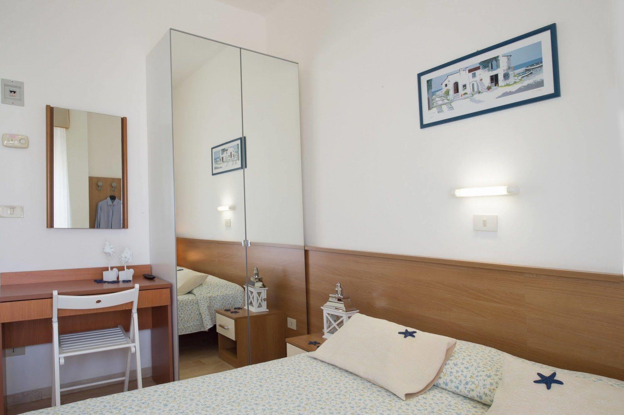 Hotel Venezuela Lido di Jesolo Luaran gambar